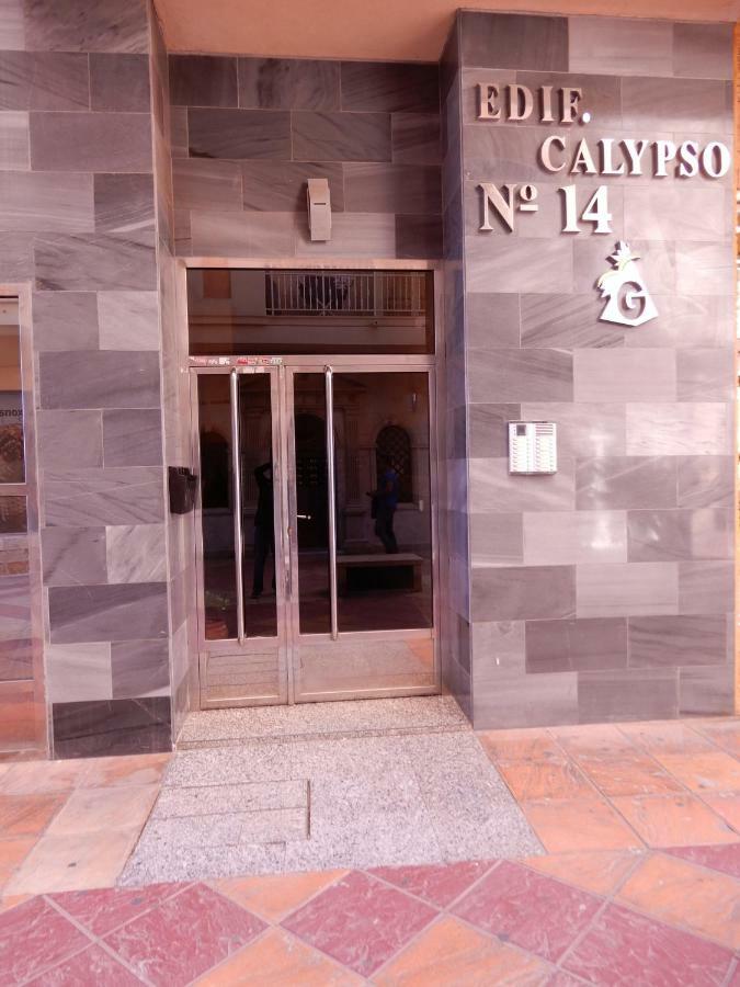 Edificio 1º Linea De Playa, En Paseo Maritimo De Torrevieja, Alicante, Costa Blanca Exterior foto